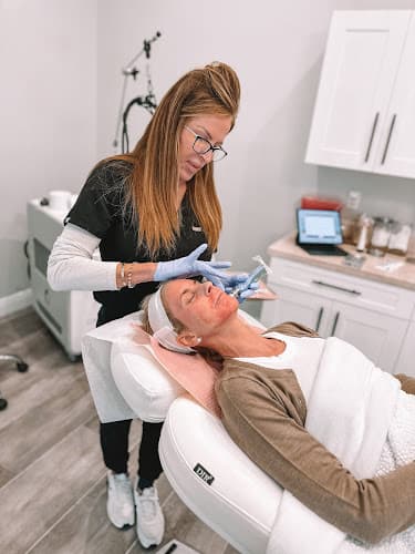 Refresh St Petersburg Medical Aesthetics (Formerly Ideal Image)