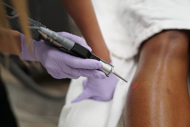 LaserAway Victoria Gardens