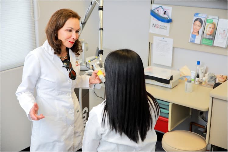 Dr. Gwynn R. Patterson, MD